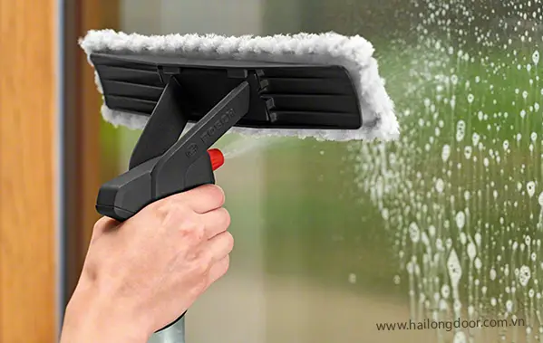 Xử lý kính cường lực bị xước