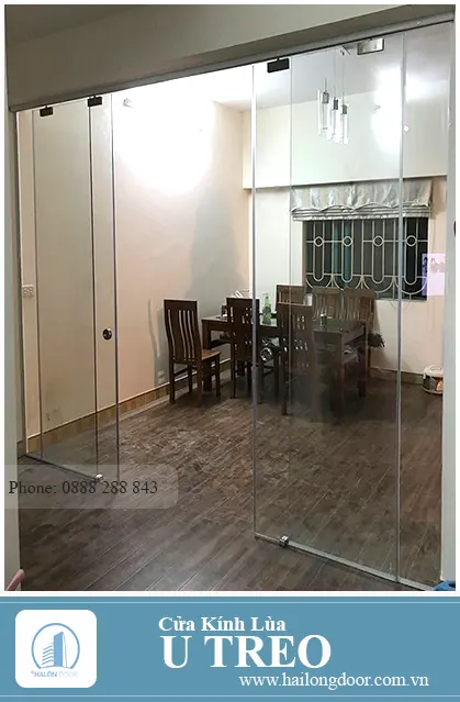 Cửa kính lùa treo ray nhôm