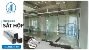 Cửa kính khung sắt hộp